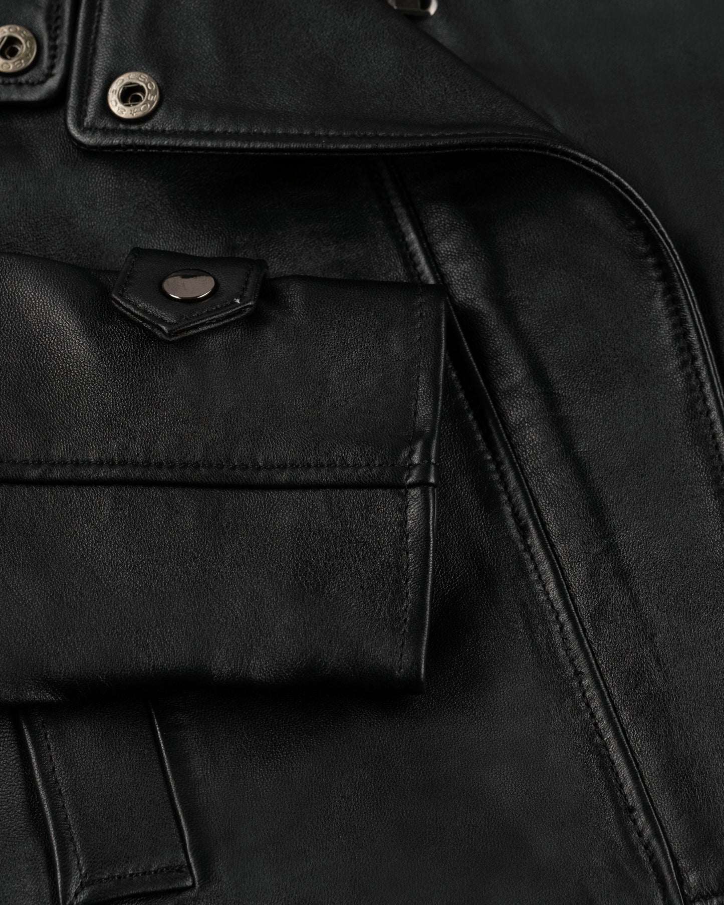 CROPPED LEATHER JACKET