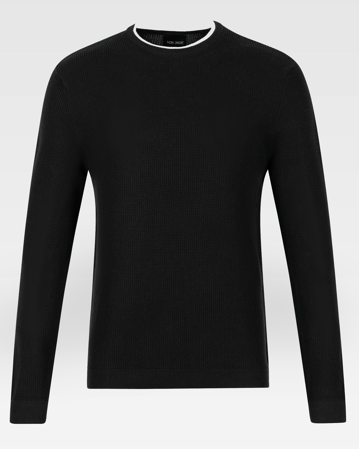 Schwarze Pullover